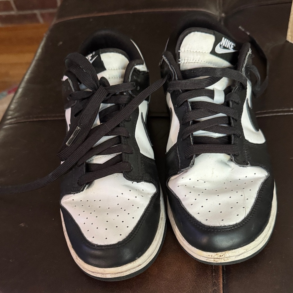 Nike Black and White Athletic Shoes